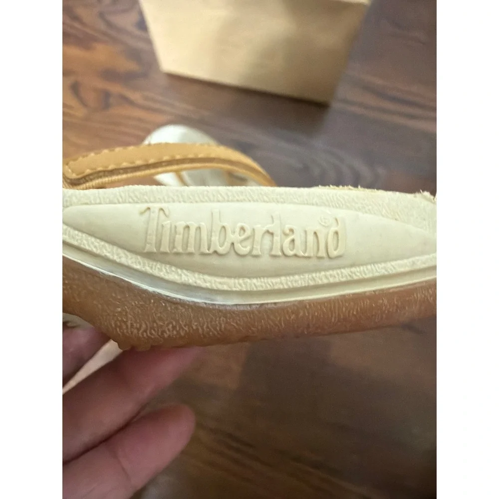 Timberland Kids Thong Sandals Wheat Cream Elastic Back Strap Logo Size 12